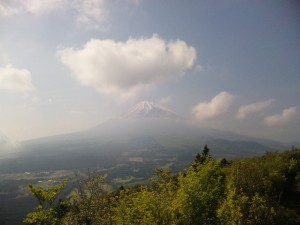 馬の背から望む富士山